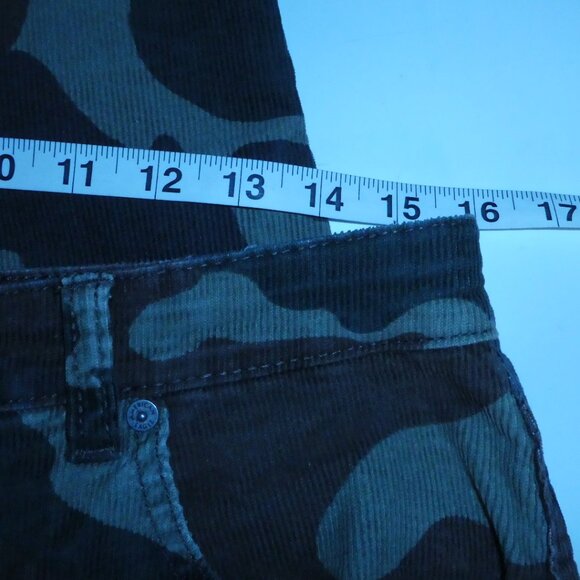 American Eagle American Eagle Corduroy Camo Mom Jeans - Picture 8 of 12